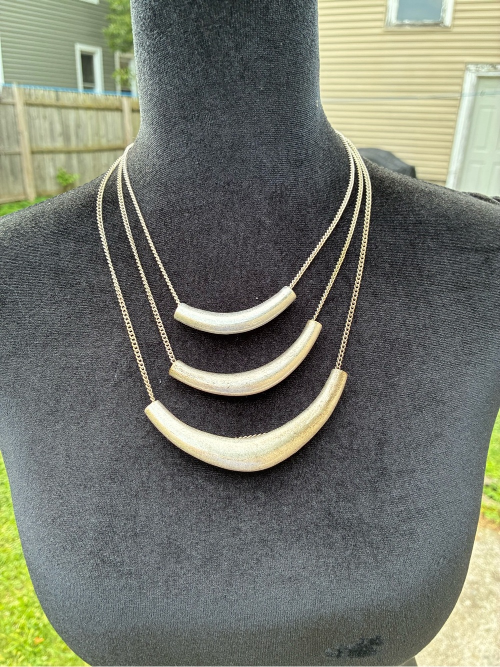 Triple-Tier Gold Curved Bar Necklace - Women Jewelry, it’s has a small scratch